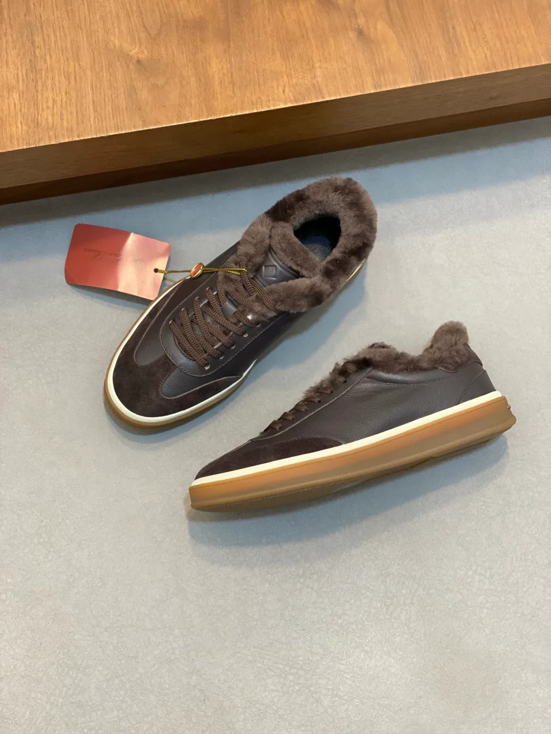 Men's men's shoes💰740 Loro Piana - Classic casual wool shoes, men's lace-up casual shoes and sneakers, high-quality lightweight and comfortable fabrics, suitable for outdoor leisure, the color scheme is young and energetic, great with sportswear or casual suits! Code number: 39-44 (45, 46, can be customized)